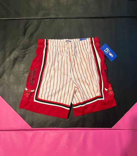 Chicago Bulls Large Men's Shorts (New)
