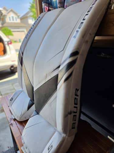 Bauer S29 Senior Goalie Pads 33"+1 Small (S) | Great Condition