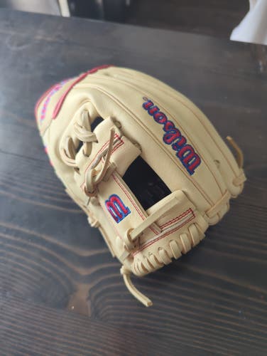 Infield RH Wilson A1000 Baseball Glove 11.75" (New)