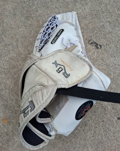 Bauer RX6 Regular Catcher glove only (Used)