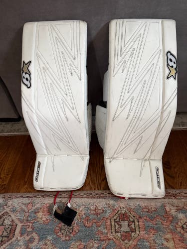 31" Brian's Optik X4 Goalie Leg Pads (Used)