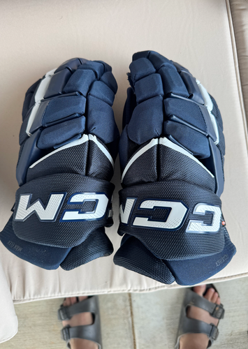 CCM JetSpeed FT8 Pro Gloves 14" (New)