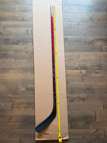 Junior Bauer Twitch Right Handed Hockey Stick P92 50 Flex (Used)