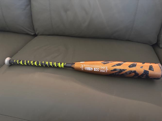 2022 DeMarini Zoa Composite USSSA Certified Bat (-10) 19 oz 29" (Used)