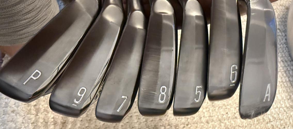 *MINT* Srixon ZXi5 Black Chrome 5-PW+AW Iron Set Modus3 Tour 120 X-Stiff Steel
