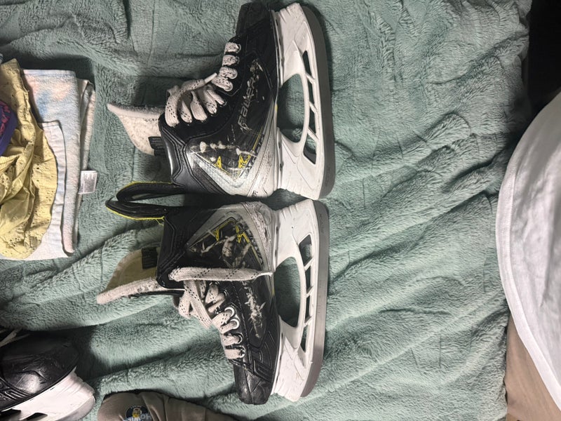 Bauer Vapor X Shift Pro Hockey Skates Extra Wide Width Size 3 (Used)