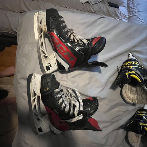 2023 CCM JetSpeed FT6 Pro Hockey Skates Size 2.5 (Used)