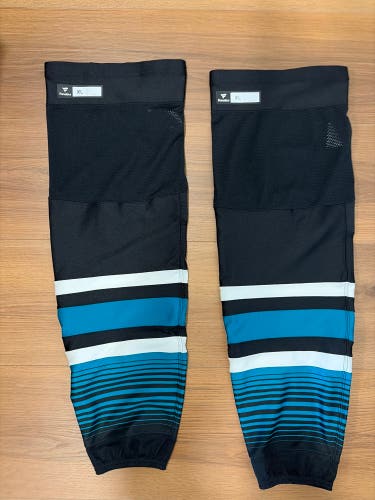 Black Senior XL Socks (New) San Jose Sharks Cali Fin design