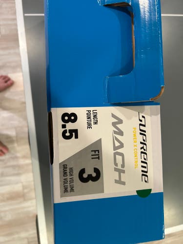 Black 2022 Bauer Supreme Mach Hockey Skates 8.5 (Used)