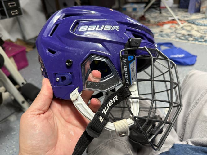 Small Bauer Re-Akt 150 Helmet (Used) with lightweight titanium cage