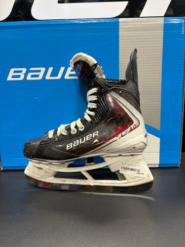 2025 Bauer Vapor Fly40 Hockey Skates 7 (Used)