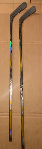 Senior Bauer Vapor Flylite Right Handed Hockey Stick P28 77 Flex Pro Stock (New) 2 sticks