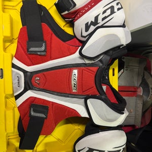 Men's Large Senior CCM U+ Pro Shoulder Pads Pro Stock (Used)