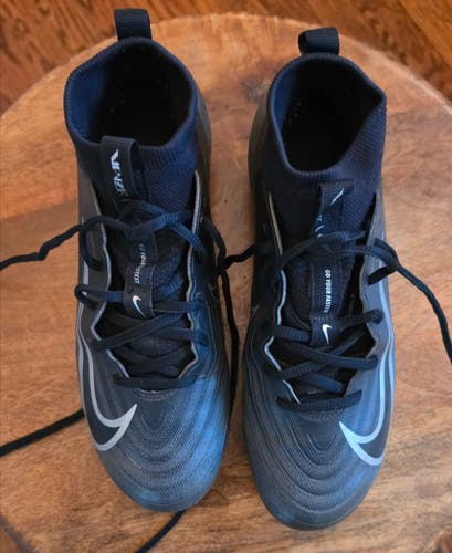 Men's Size M 6.0 (W 7.0) Nike Mid Top Molded Cleats (Used)
