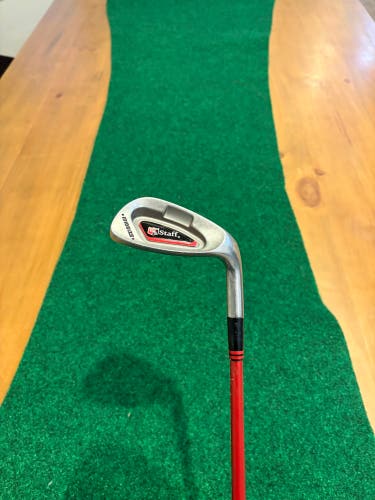 Golf Wedge: Men's Wilson Right Handed Wedge Regular Flex (Used)