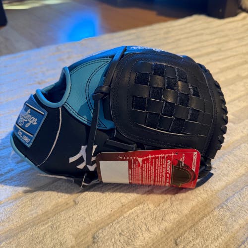 Brand New Rawlings Heart of the Hide PRODJ2-3CB Baseball Glove