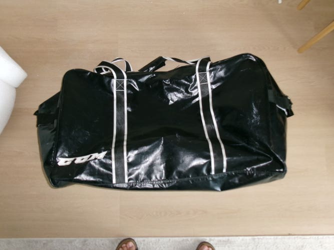 CCM EBT Pro Team Carry Bag - Senior 32"