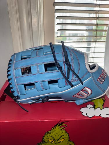 Wilson A2000 LH Outfield Baseball Glove 12.75" (New)