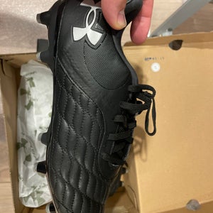 Size M 6.0 (W 7.0) Adult Under Armour Magnetico Select 3.0 FG Cleats (New)
