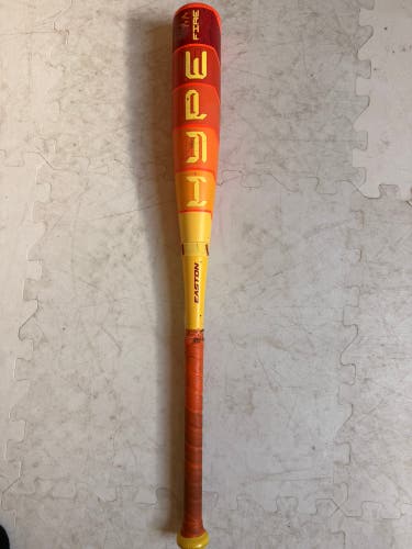Easton Hype Fire Composite Bat (-10) 18 oz 28" (Used)