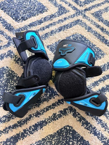 Senior Small True Xc9 Elbow Pads (New)