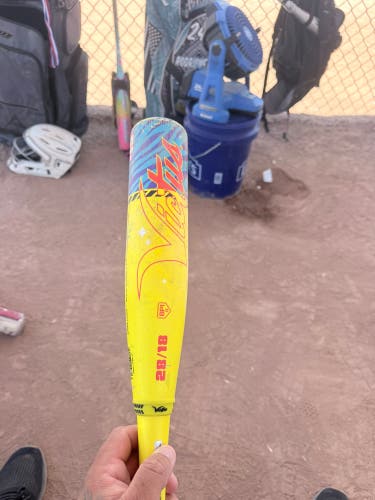 2025 Victus Nova Lit USSSA Certified Bat (-10) 18 oz 28" (Used)