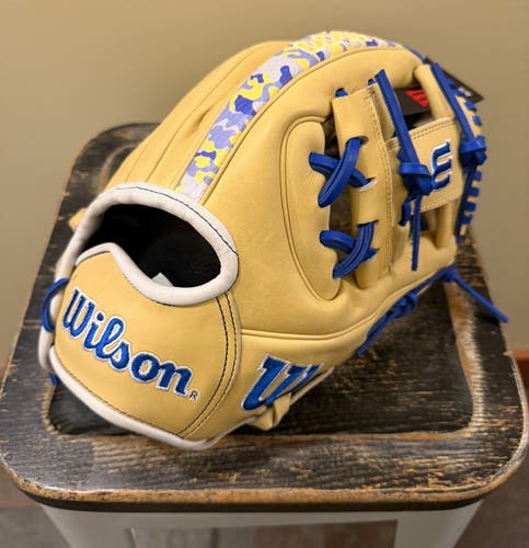 NWT Wilson A2000 Bobby Witt Jr. 11.75” Baseball Glove
