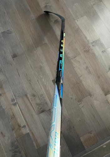Senior Bauer Nexus Tracer Right Handed Hockey Stick P28 65 Flex (New)