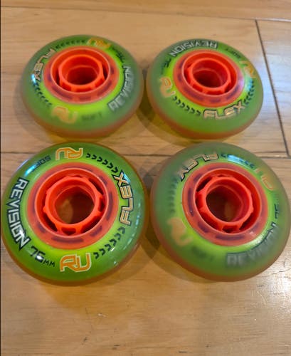 Revision Flex Wheels 76mm Soft