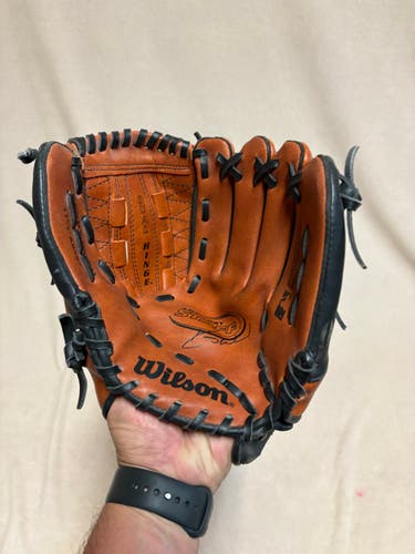 RH Wilson A2457 Baseball Glove 11.5" (Used)