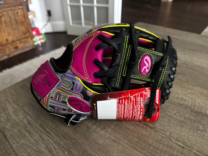 2025 Rawlings Heart of the Hide RH Infield Baseball Glove 11.5" (New)