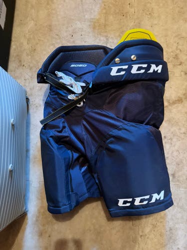 Intermediate Medium CCM Tacks 9060 Hockey Pants (New)