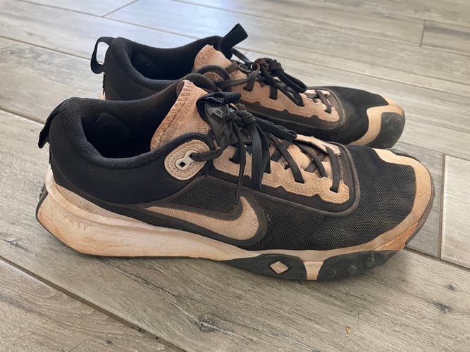 Nike Men's Air Diamond Varsity Turf Baseball Shoes Men’s Size 11.5
