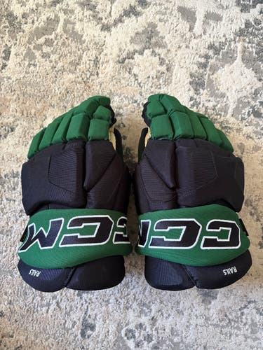 CCM HG95C Gloves 14" Pro Stock (New)