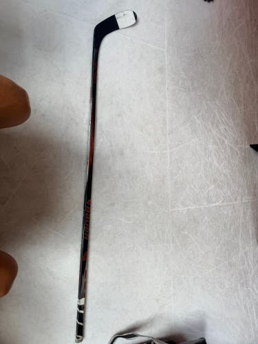 Senior Bauer Vapor Team Right Handed Hockey Stick 70 Flex Pro Stock (Used)