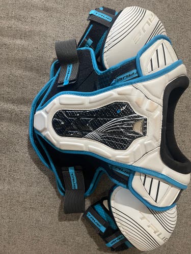 Medium True Ax9  shoulder pads (Used)