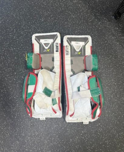 30" Bauer Vapor 3X Goalie Leg Pads (Used)