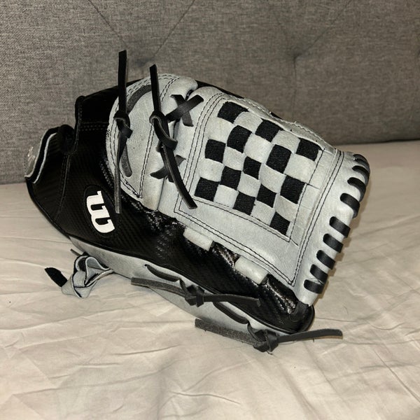 Wilson A360 RHT Baseball Glove 12.5"