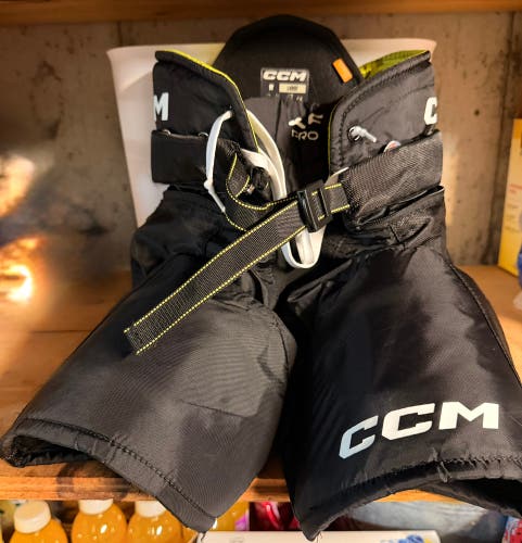 Youth Large CCM Tacks XF Pro Hockey Pants (Used)