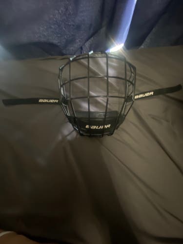 Small Bauer Profile II Facemask Full Cage (New)