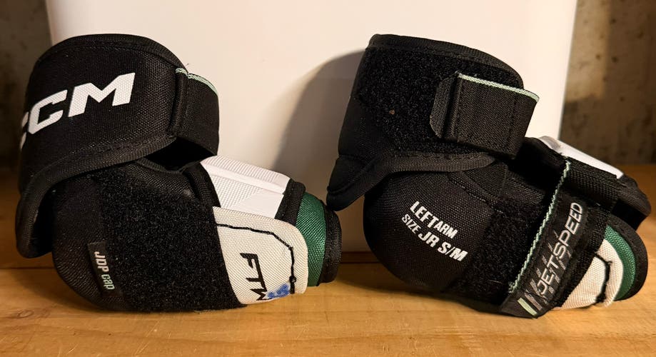 Youth Small CCM JetSpeed FTW Elbow Pads (Used)