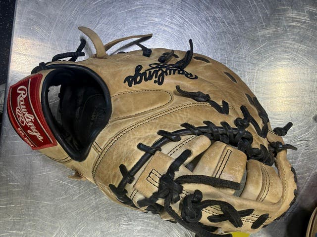 RH Rawlings First Base Gg elite Softball Glove 13" (Used)
