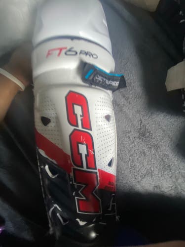 Senior CCM JetSpeed FT6 14" Shin Pads (New)