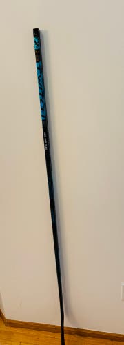 Intermediate Bauer Twitch Right Handed Stick with P28 & 65 Flex (Used)