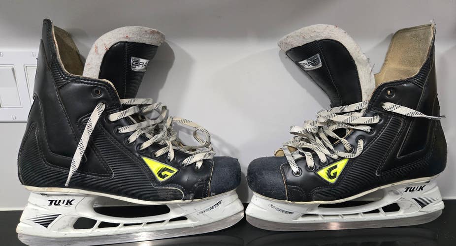 Graf Supra 709 size10, wide