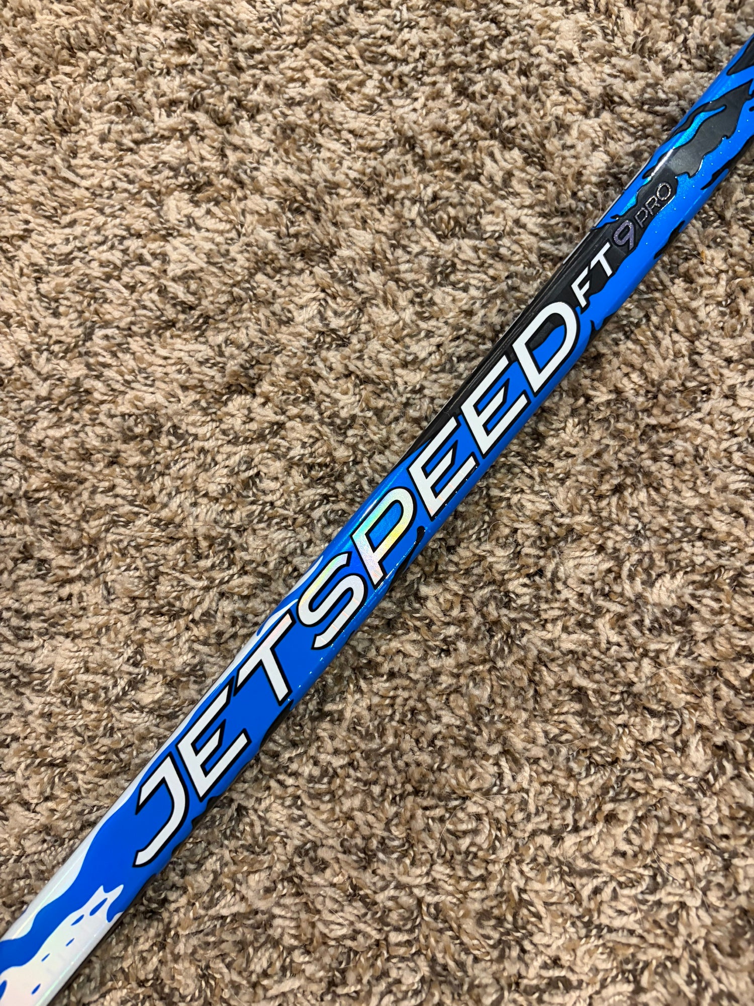 CCM JetSpeed FT9 Pro SR Grip RH Hockey Stick P28 75 Flex (New 