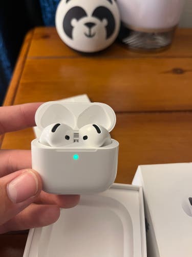 AirPods 4th gen