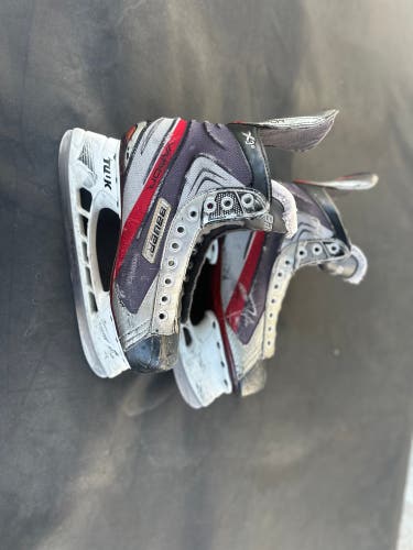 2022 Bauer Vapor X3 Hockey Skates Size 6 (Used)