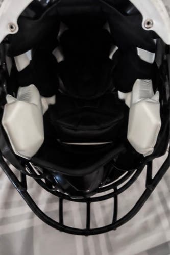 Black Adult Medium Riddell SpeedFlex Helmet (Used)