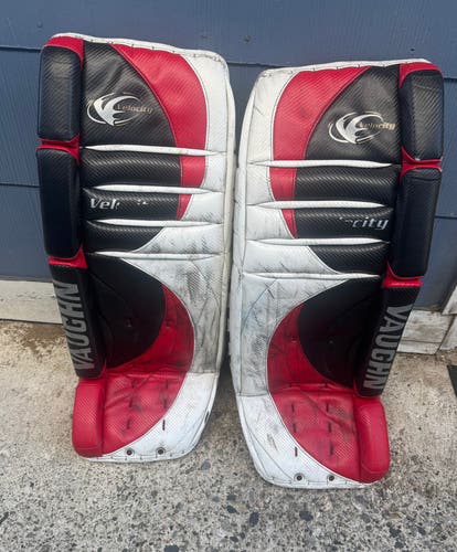 Vaughn Velocity V2 7000 Leg Pads, 35’